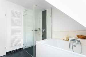 Badezimmer EG