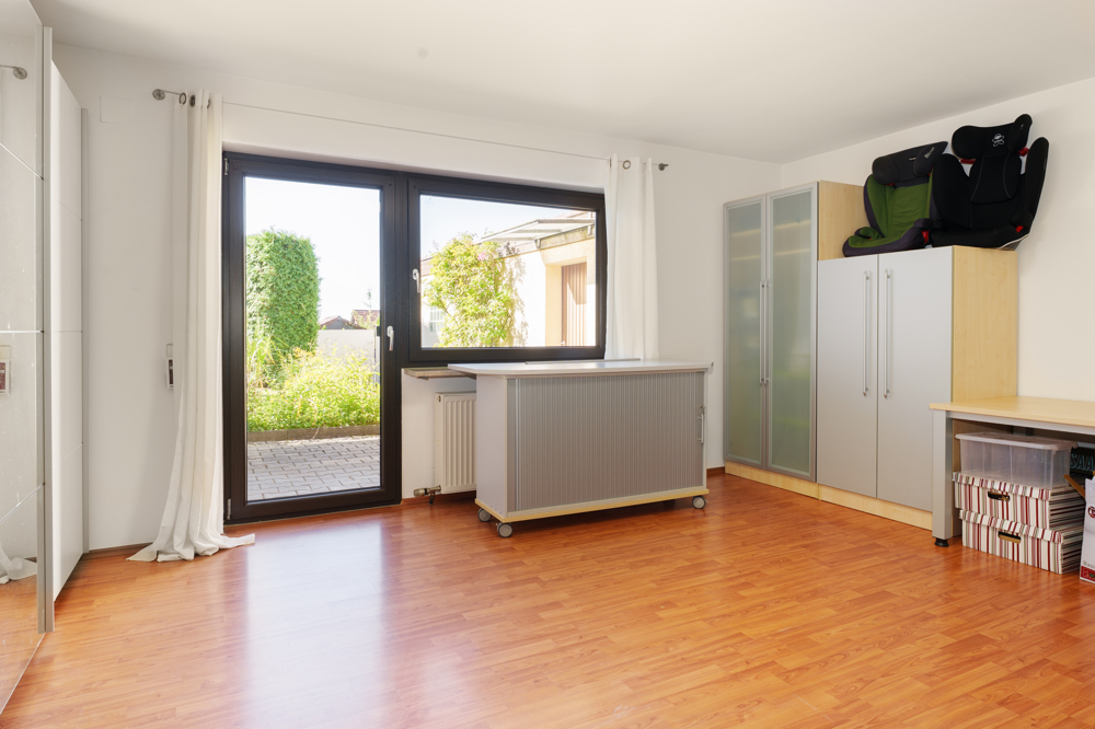 Schlafzimmer KG